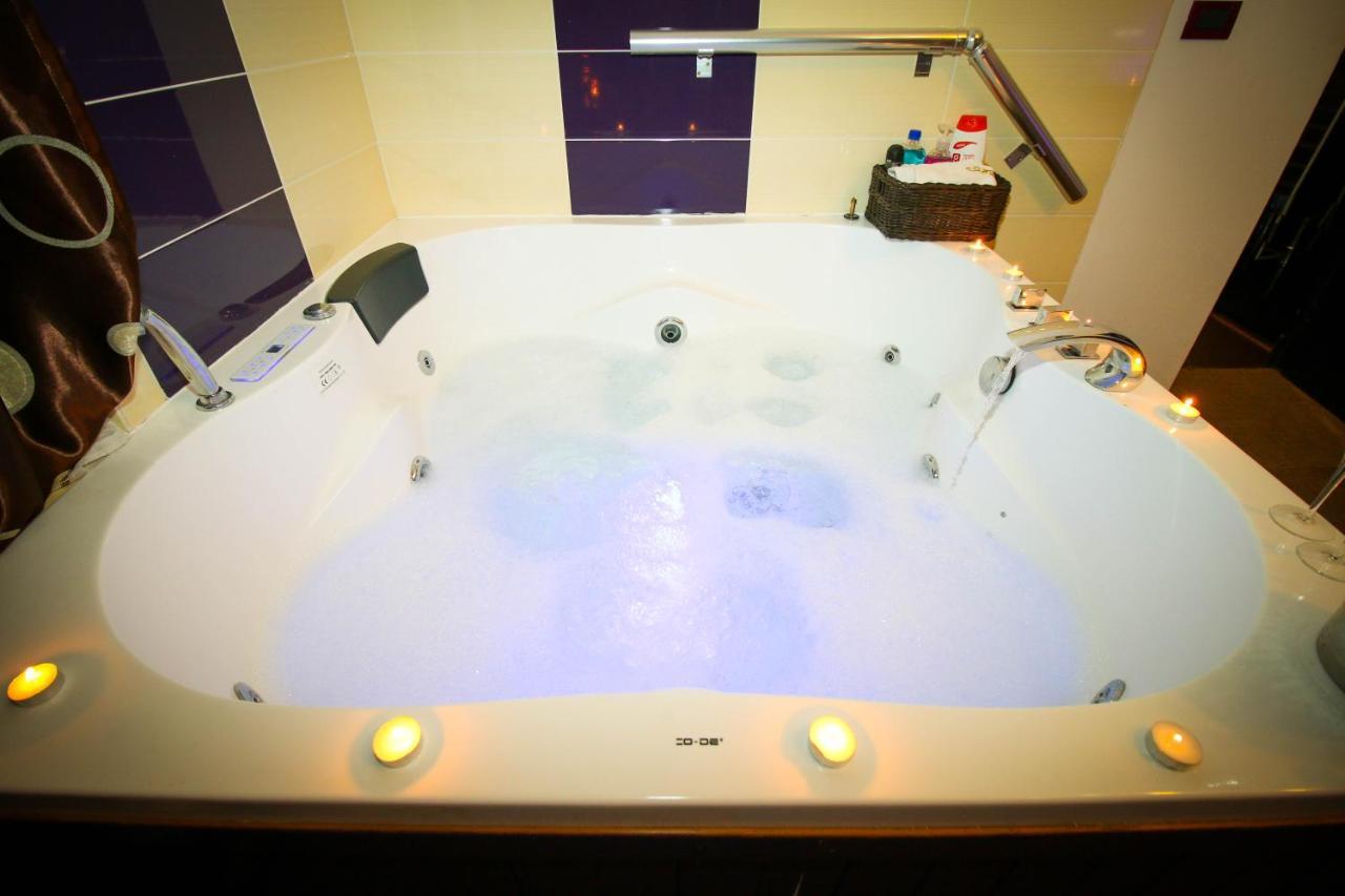 Karma Luxury Room Bukarest Kültér fotó